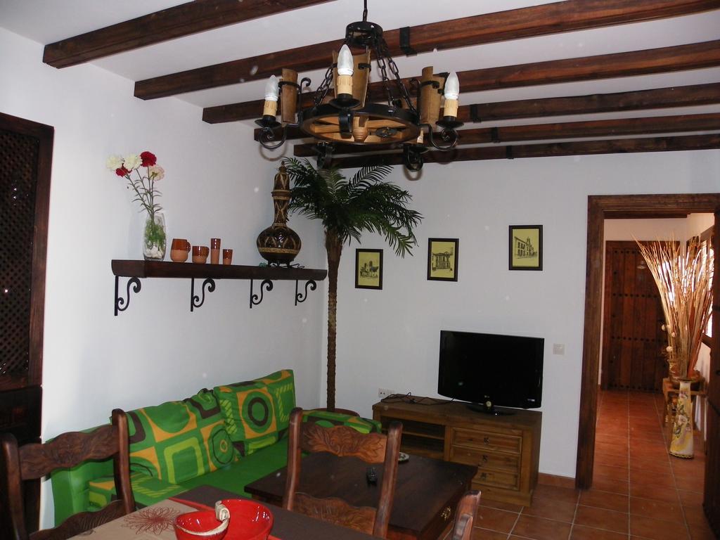 Apartamentos Fuente La Teja & Spa Los Llanos De Aridane Chambre photo