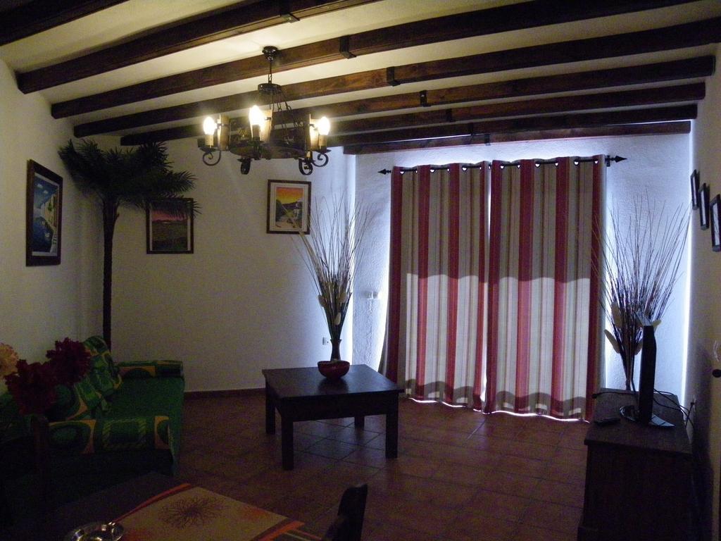 Apartamentos Fuente La Teja & Spa Los Llanos De Aridane Chambre photo